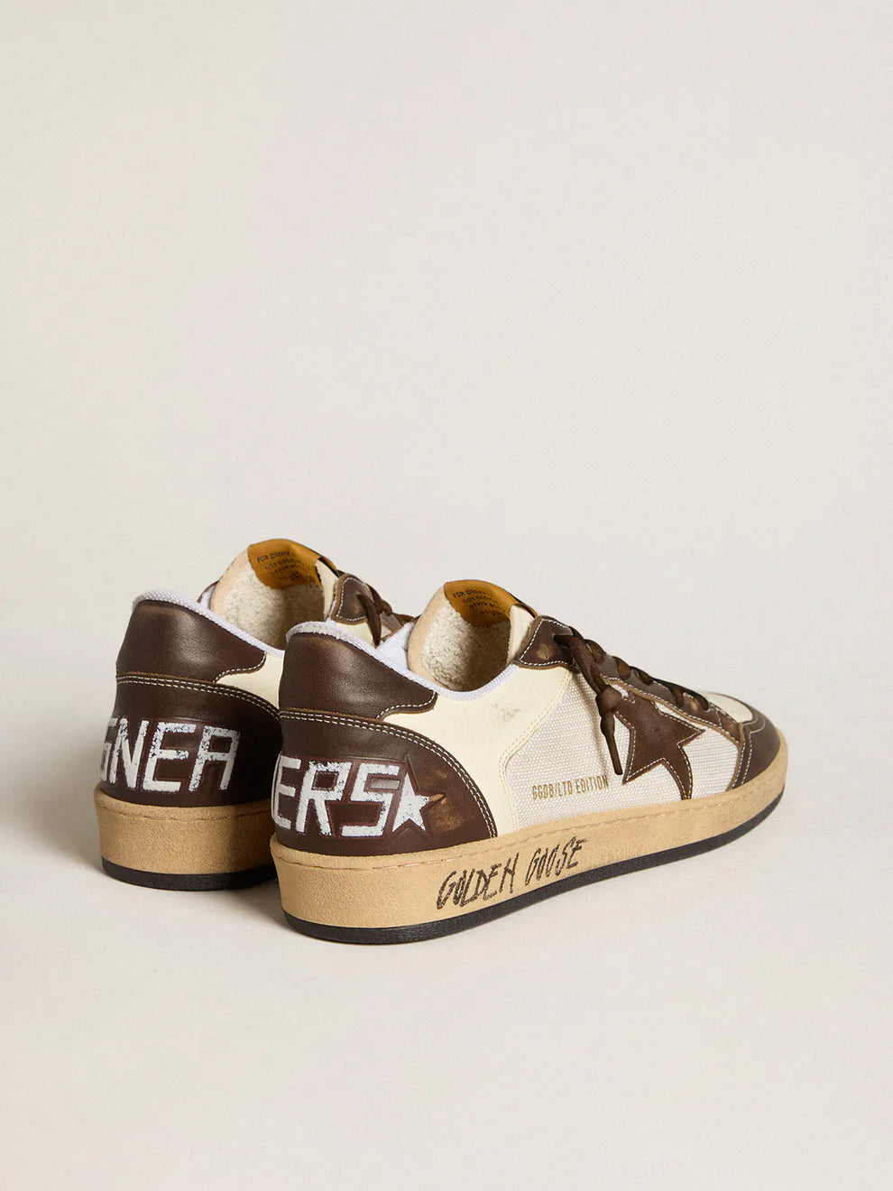 Ball Star en cuir nappa et en résille avec étoile en daim et empiècements en cuir marron