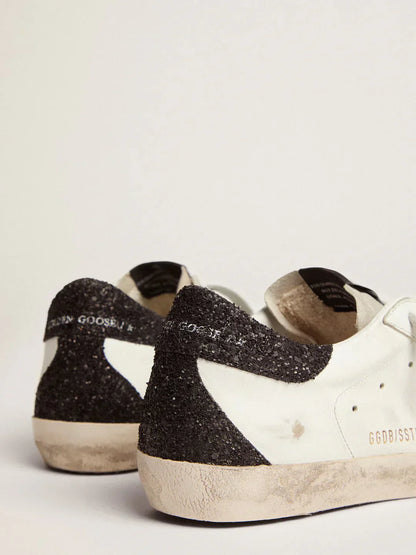 Super-Star femme en cuir nappa avec étoile à paillettes dorées et contrefort à paillettes noires